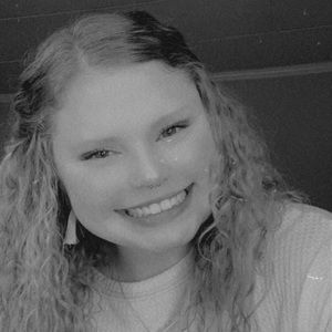 Meet your Posher, Halley